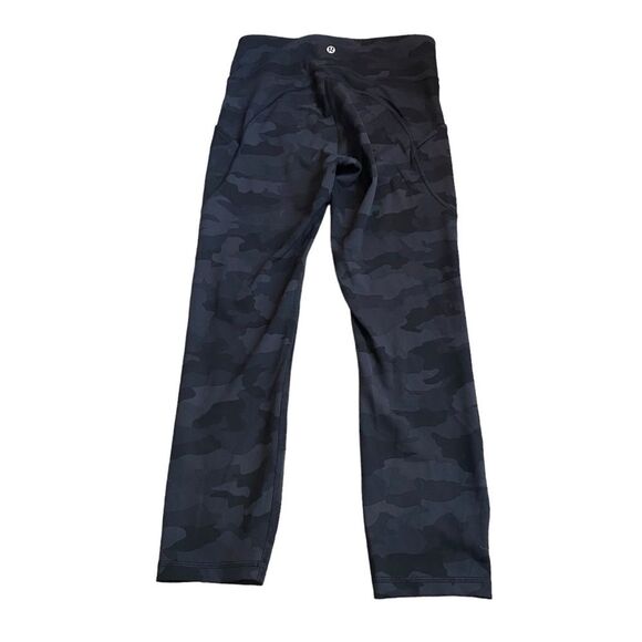 Lululemon Women’s Size 6 High Rise Invigorate Leggings Deep Coal Camouflage‎ - Picture 8 of 12
